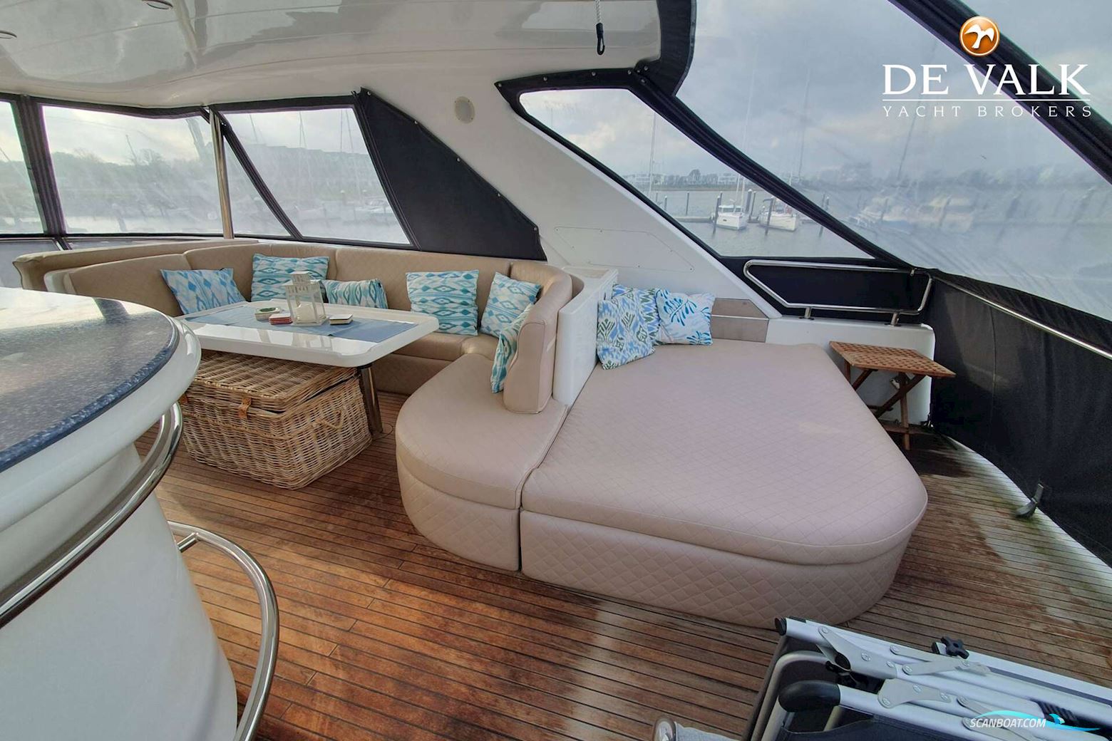 Elegance 72