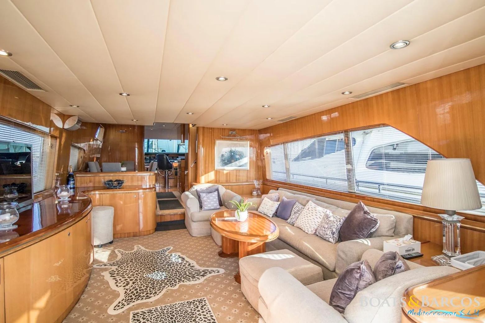 Elegance 76
