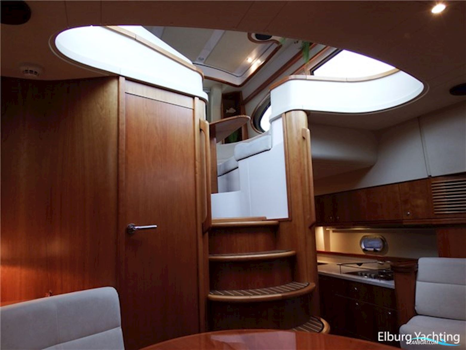 Elling E4 Ultimate - France Proof 