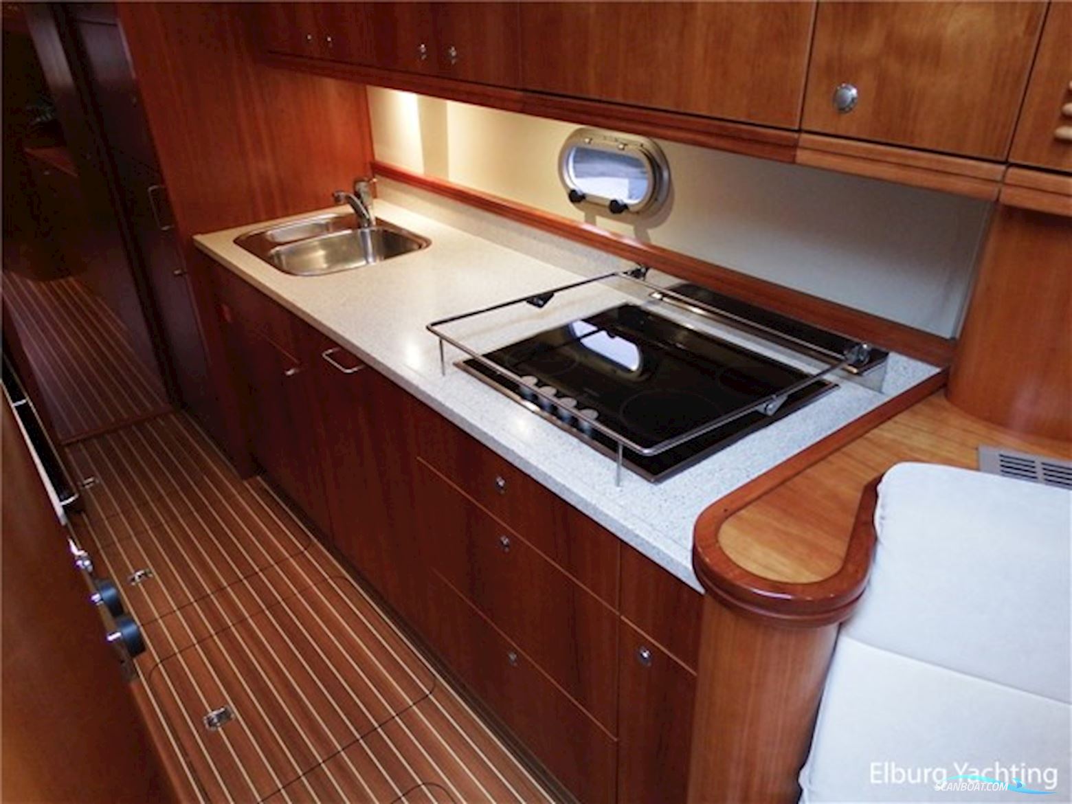 Elling E4 Ultimate - France Proof 