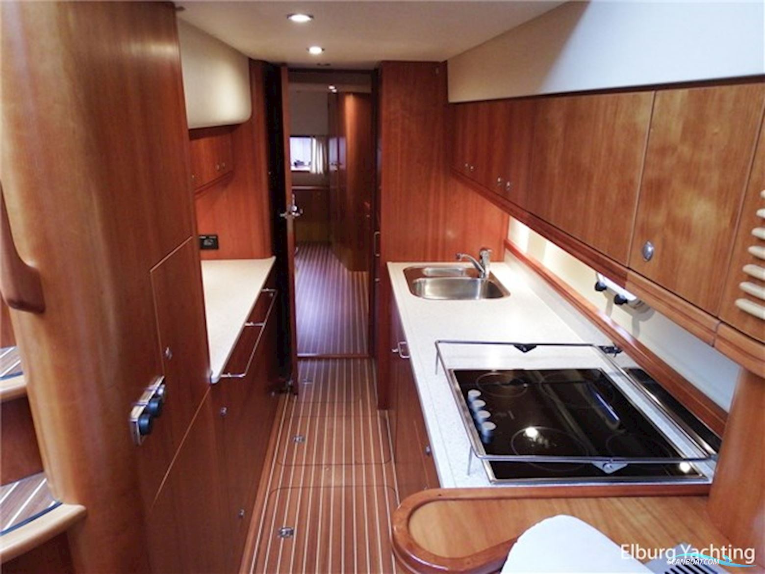 Elling E4 Ultimate - France Proof 