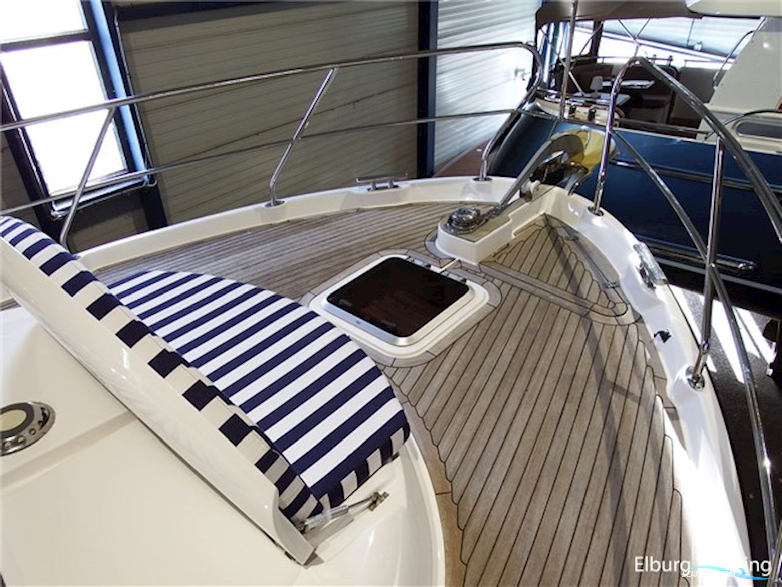 Elling E4 Ultimate - France Proof 