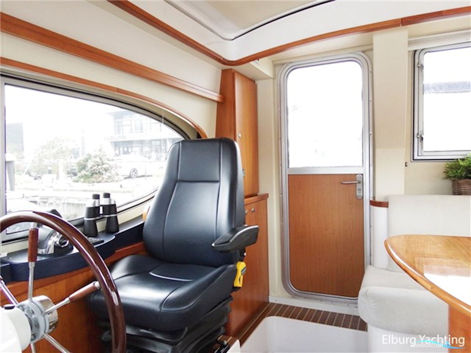 Elling E4 Ultimate - France Proof