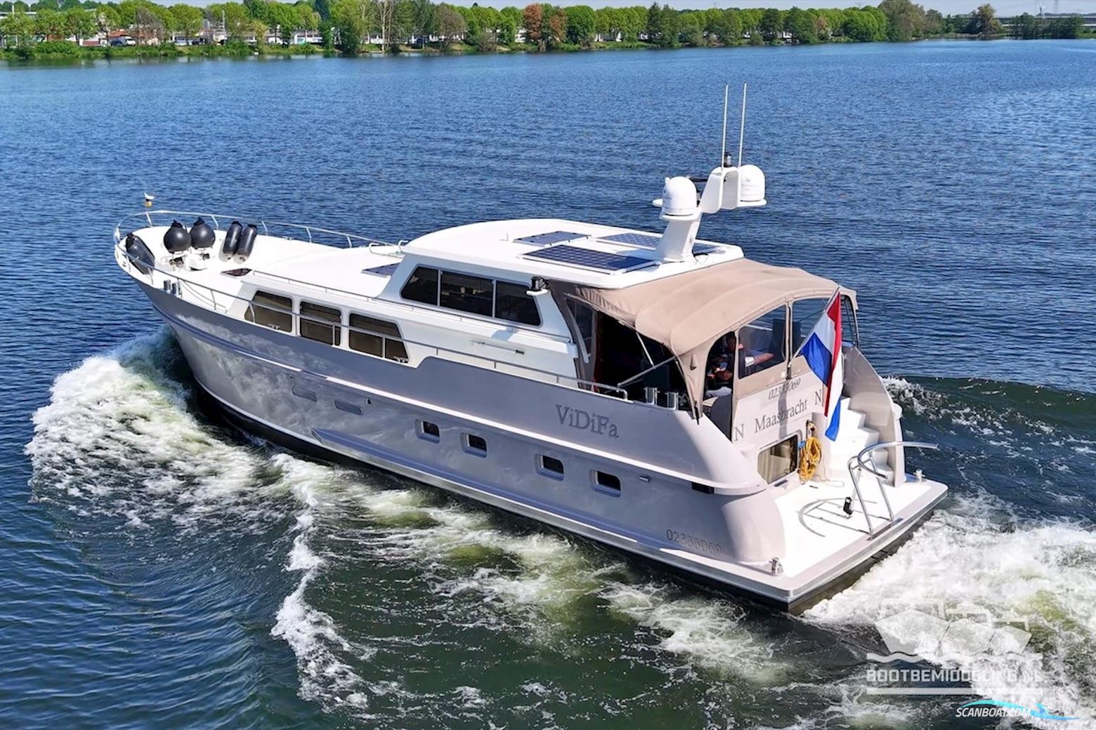 Euroship 1900 Pilothouse