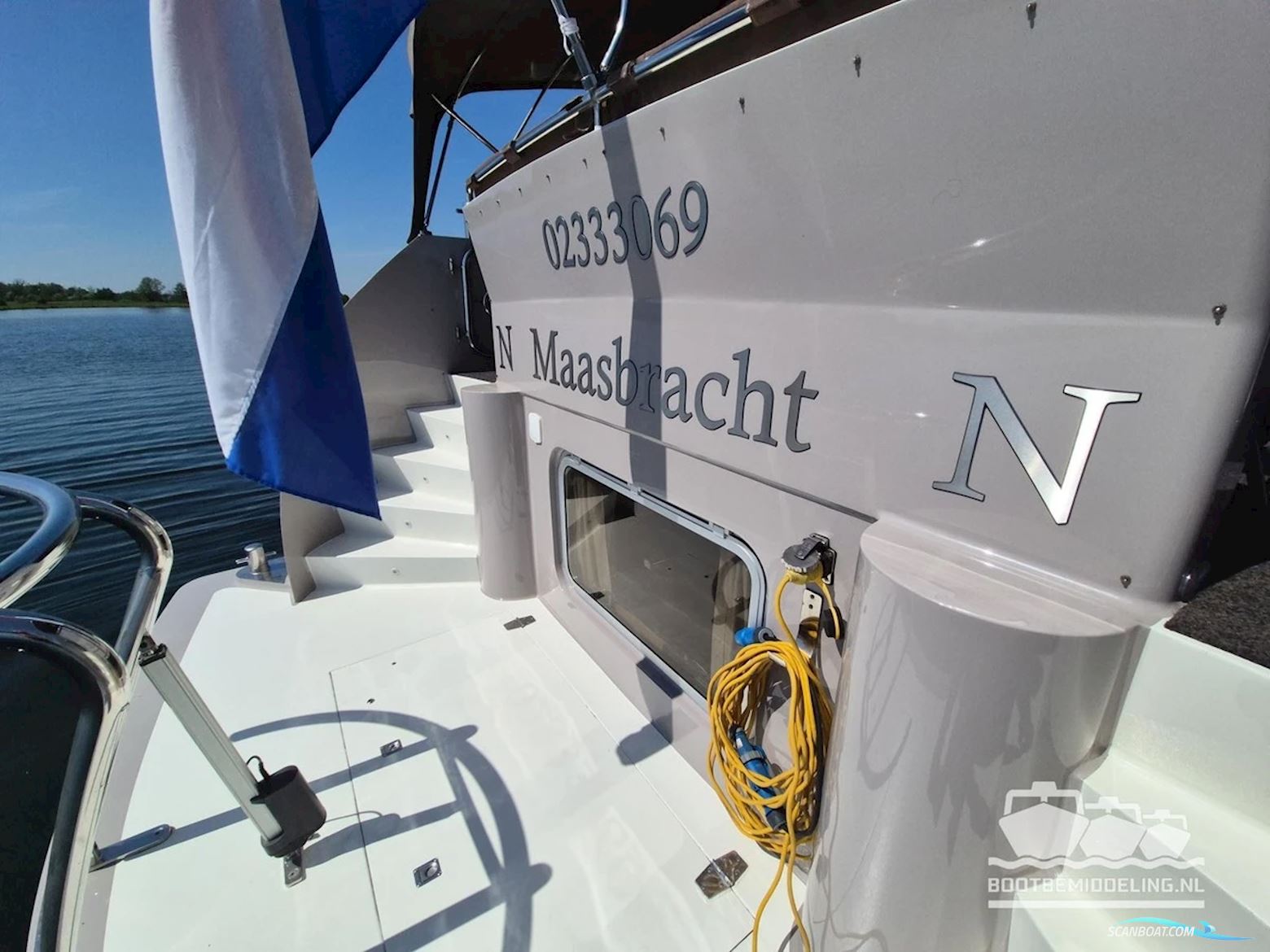 Euroship 1900 Pilothouse