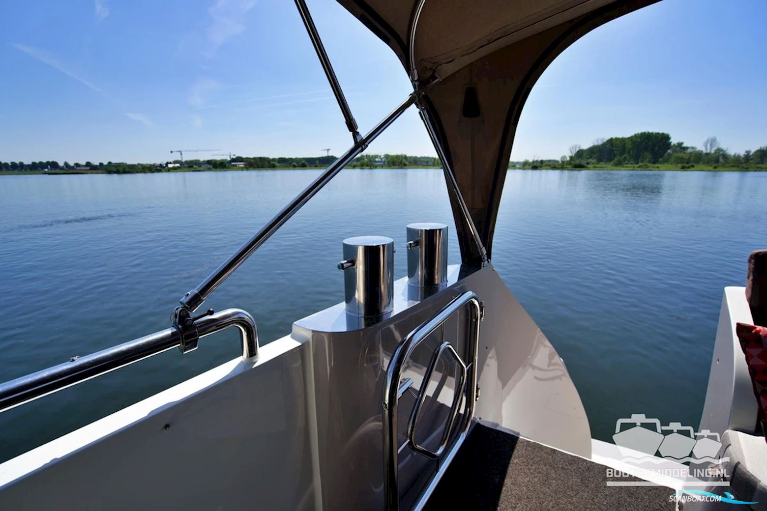 Euroship 1900 Pilothouse