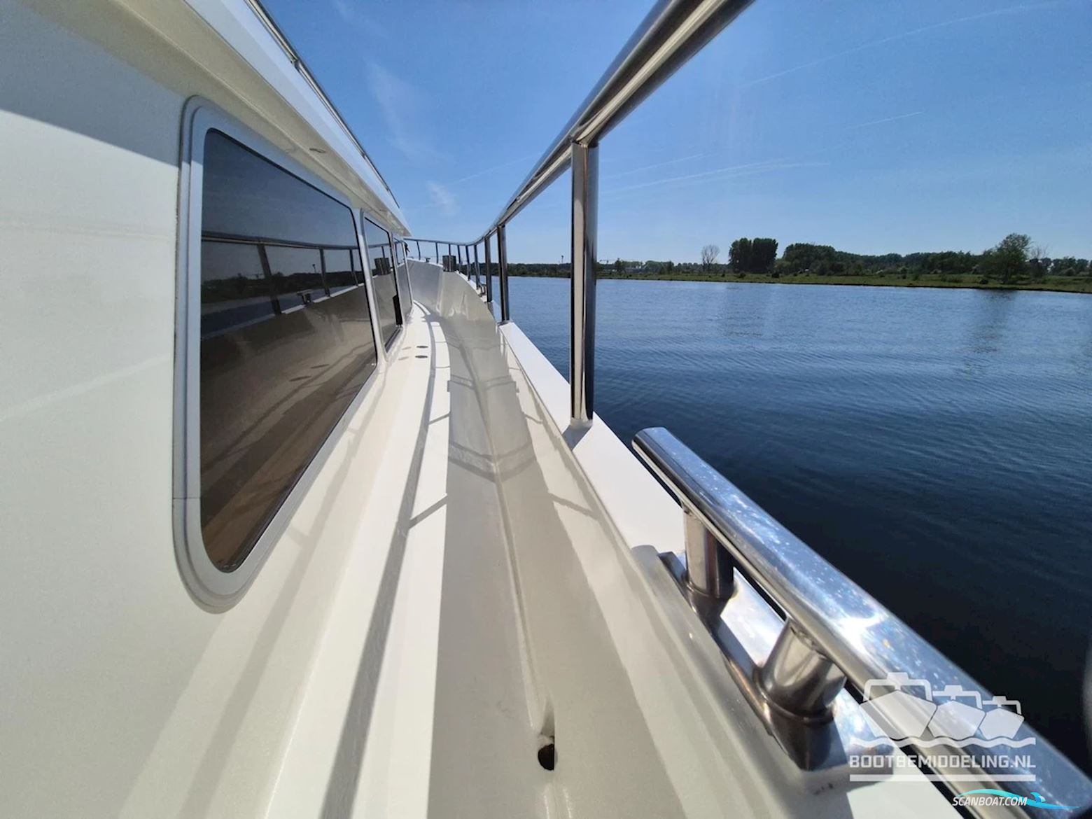 Euroship 1900 Pilothouse