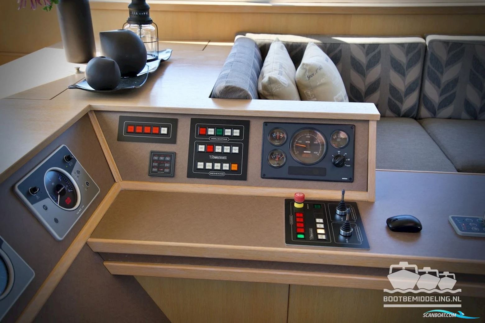 Euroship 1900 Pilothouse