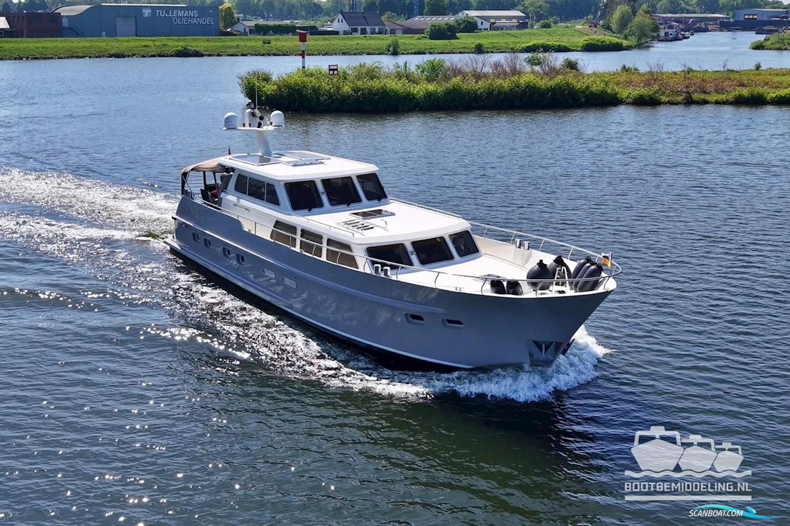 Euroship 1900 Pilothouse