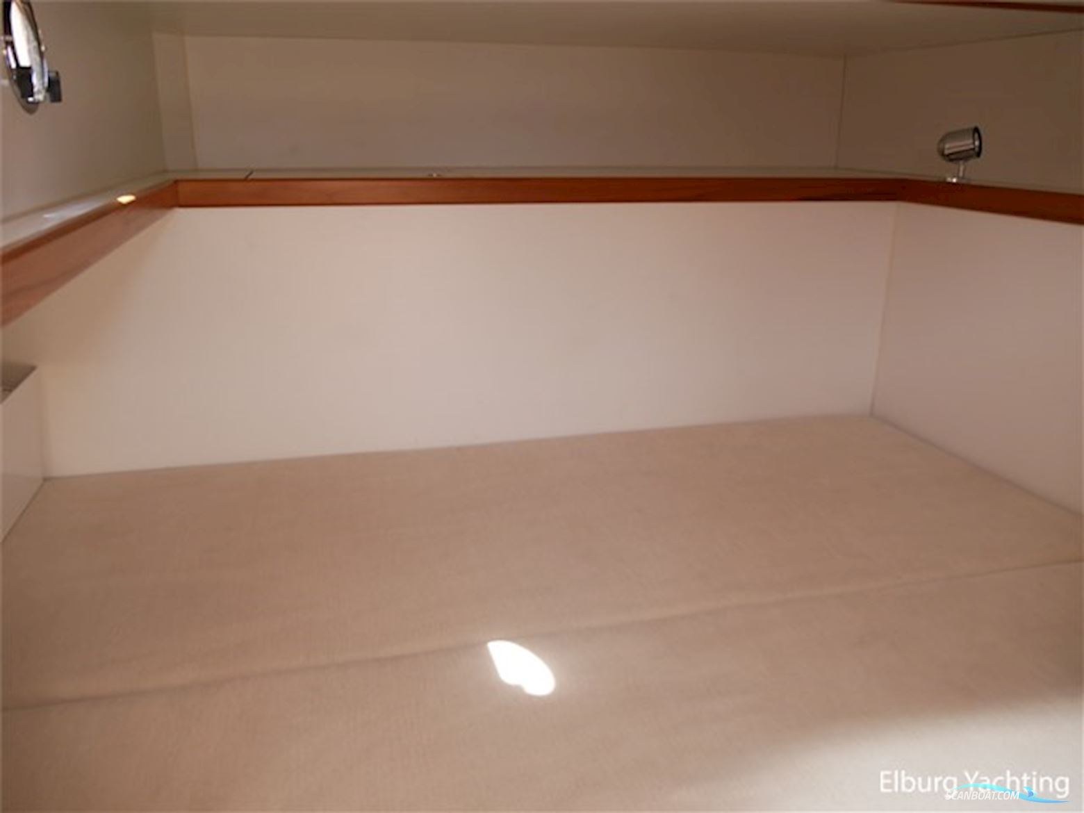 Euroship 33,3ft. Custombuilt Cabinsloep 