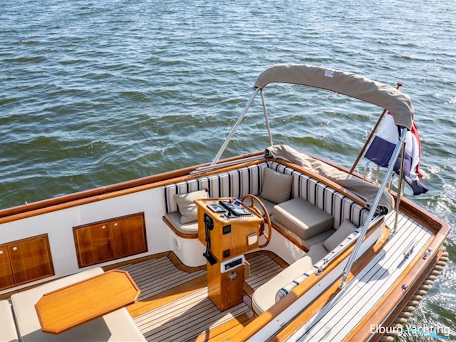 Euroship 33,3ft. Custombuilt Cabinsloep