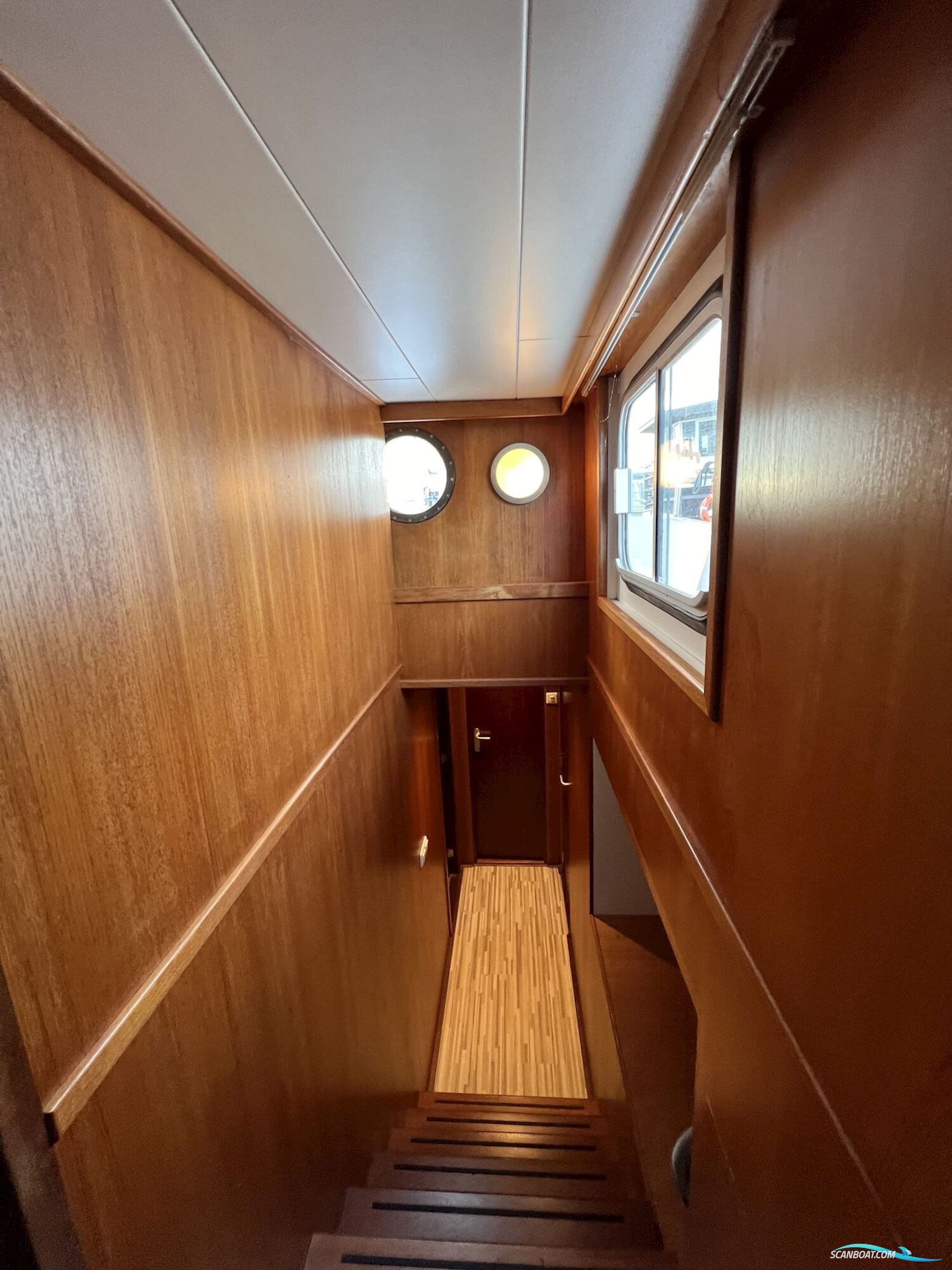 Ex Kabellegschip Rws