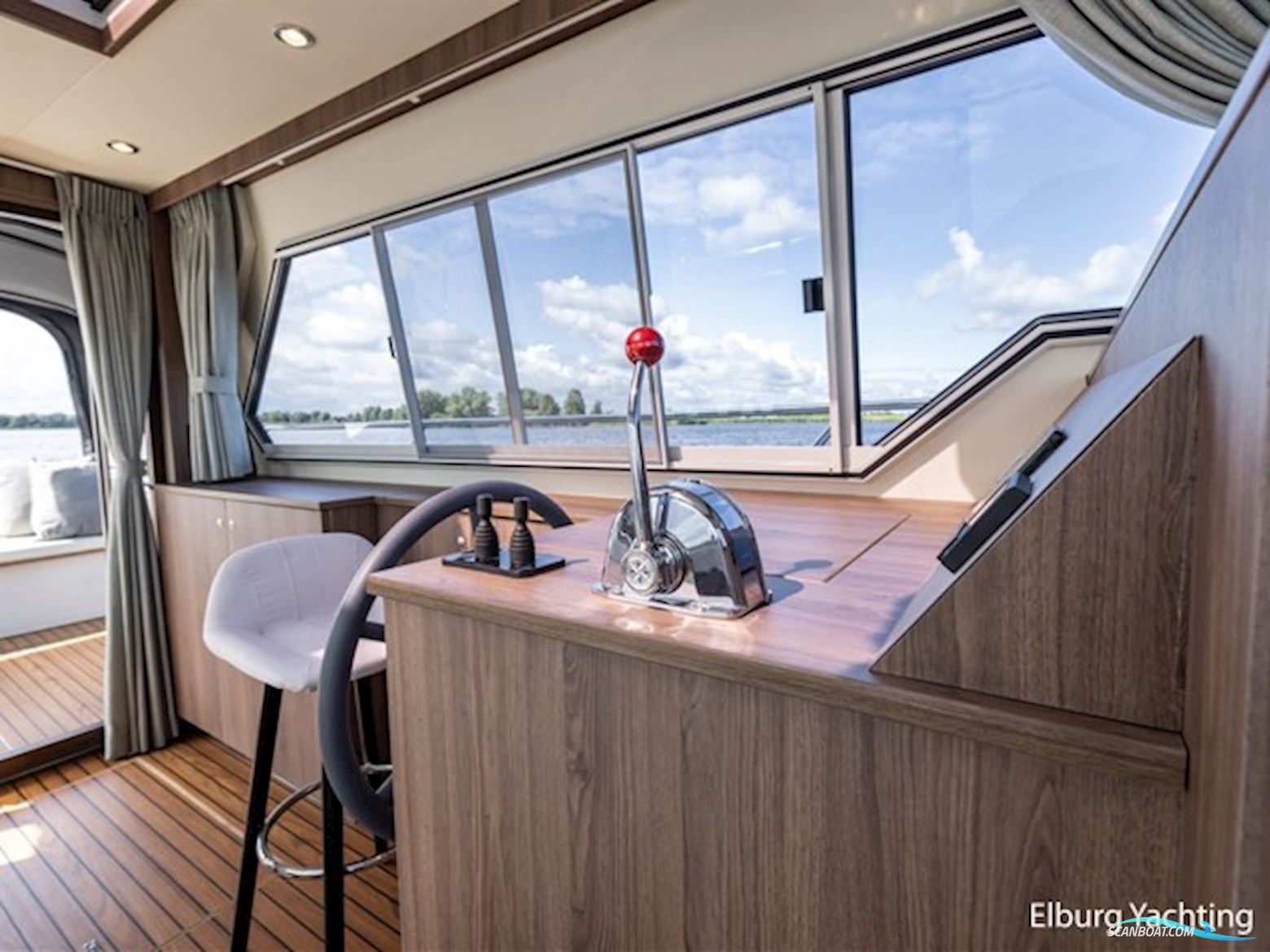 Excellent 1000 - Touring 