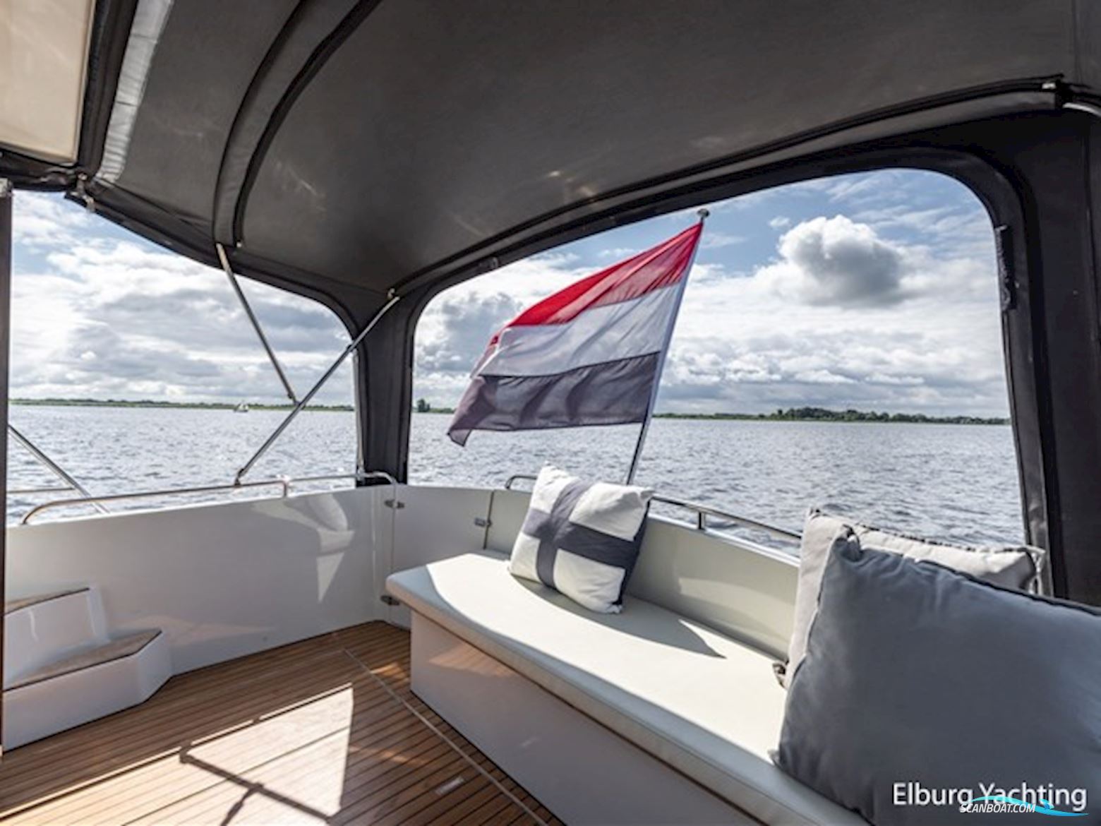 Excellent 1000 - Touring