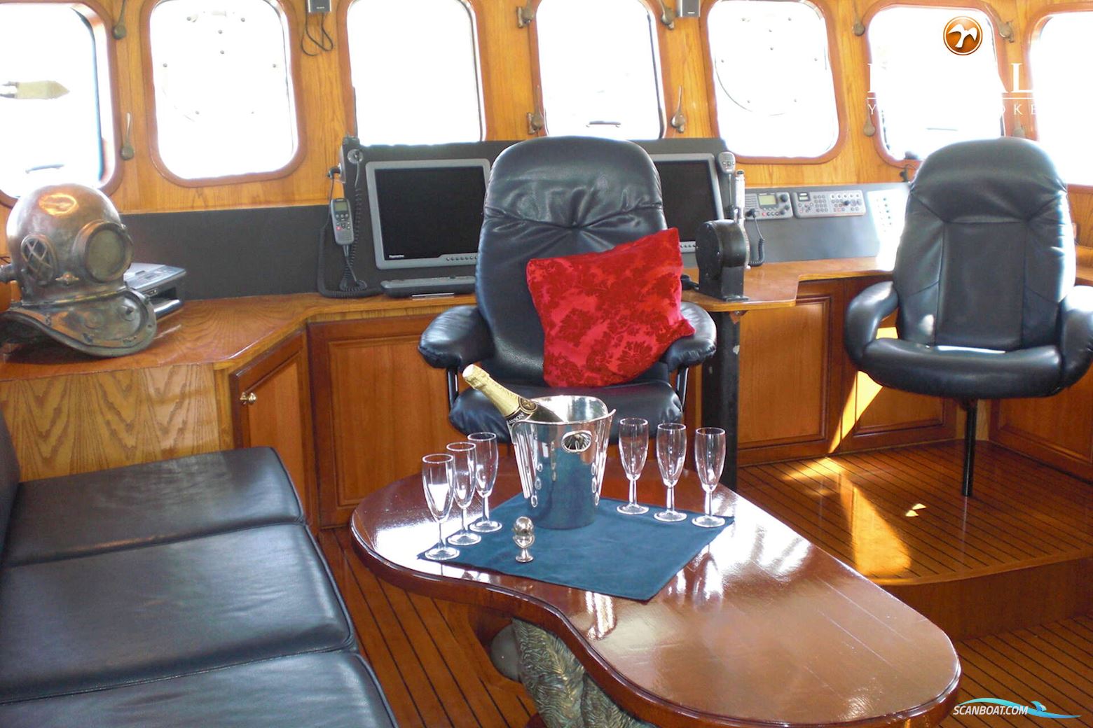 Expedition Vessel Long Range 29M