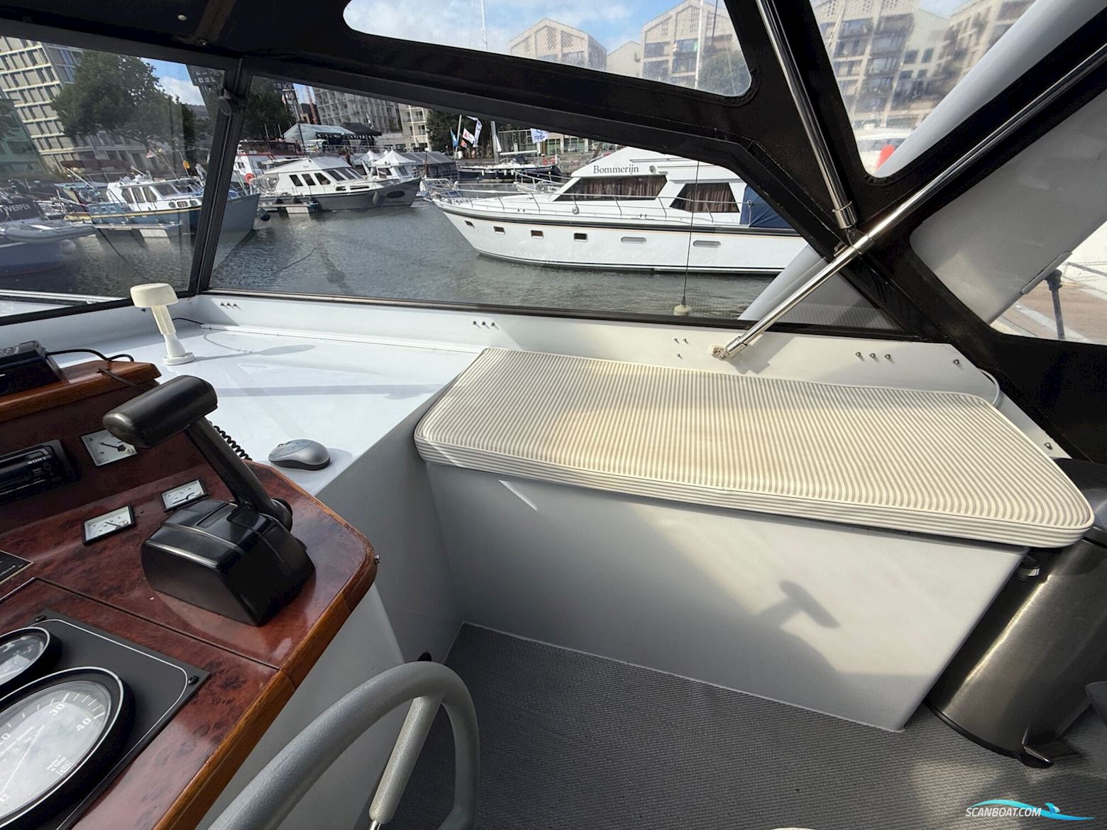 Explorer Classic 44 AK Cabrio