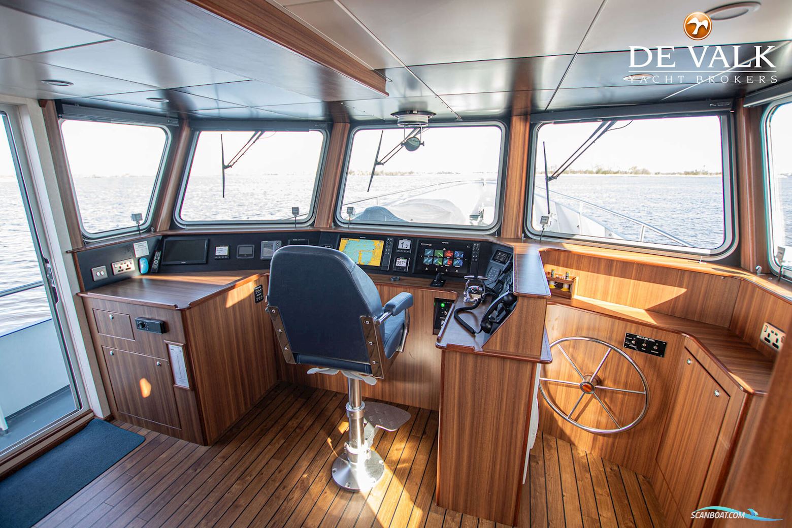 EXPLORER MMS 55 Trawler