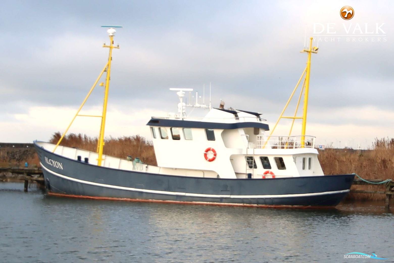 EXPLORER Motor Yacht