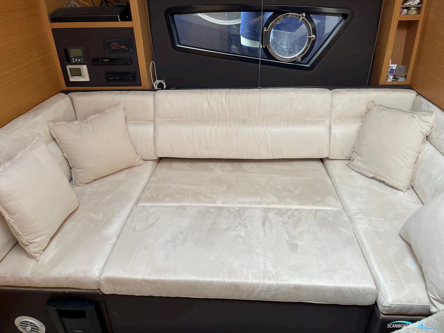 Faeton Astondoa F 380 HT