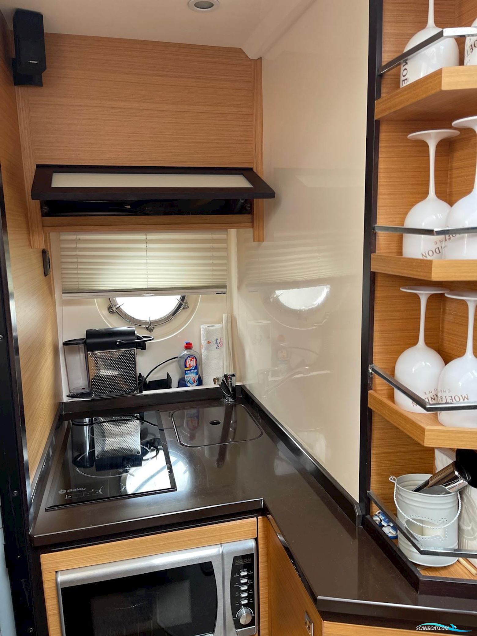 Faeton Astondoa F 380 HT