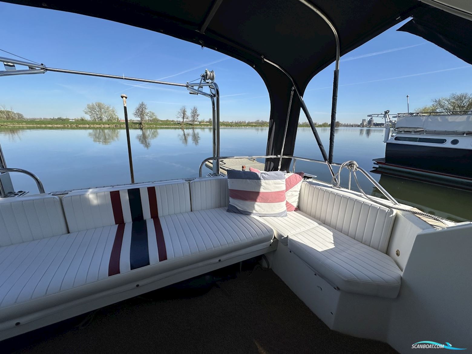 Fairline  31 Corniche