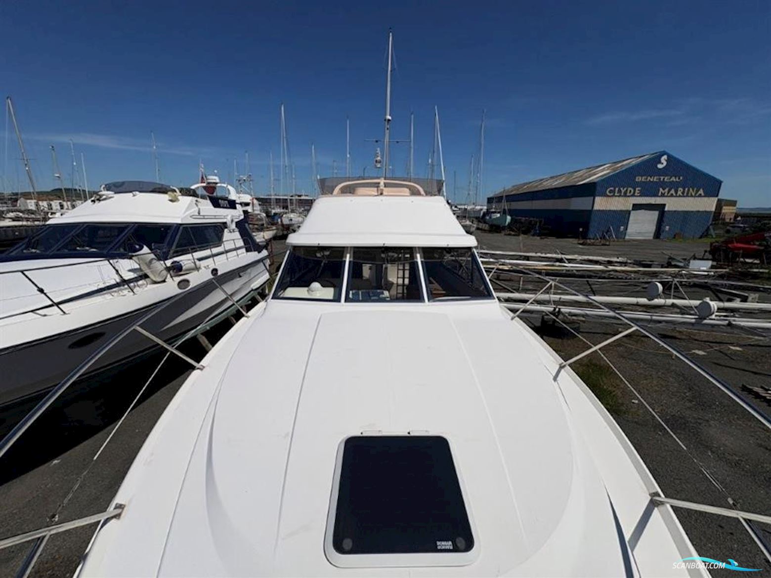 Fairline  Phantom 37