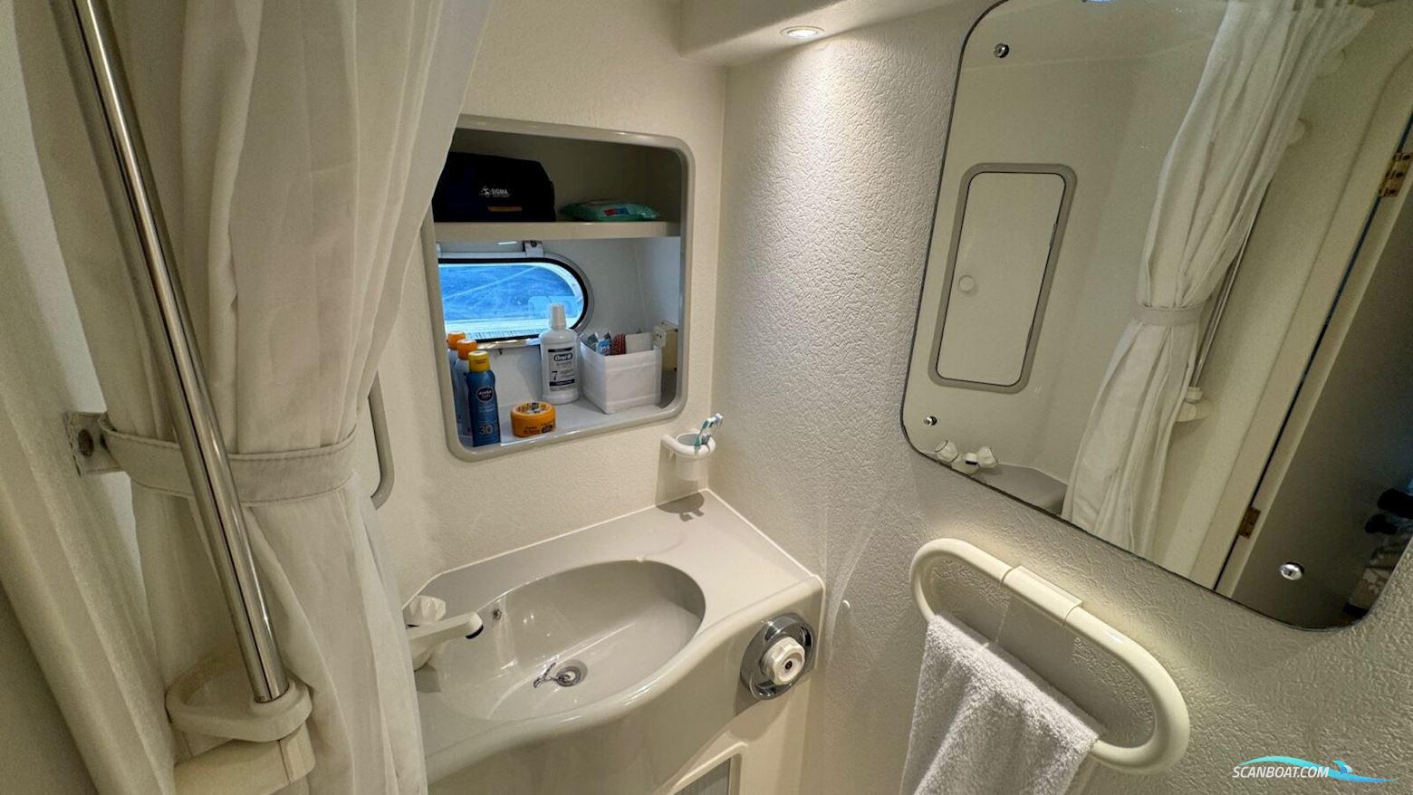 Fairline 43 Flybridge
