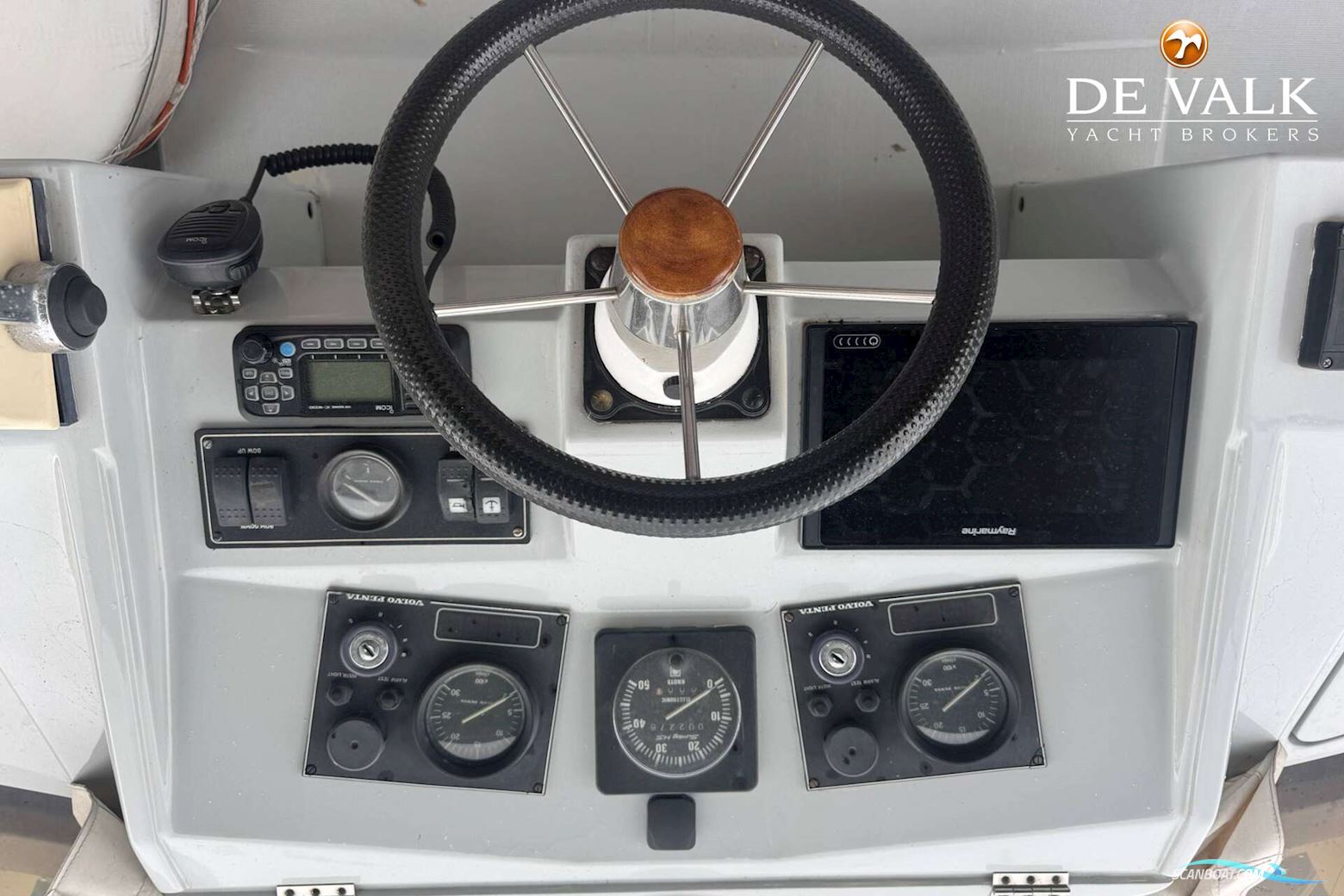 Fairline 43