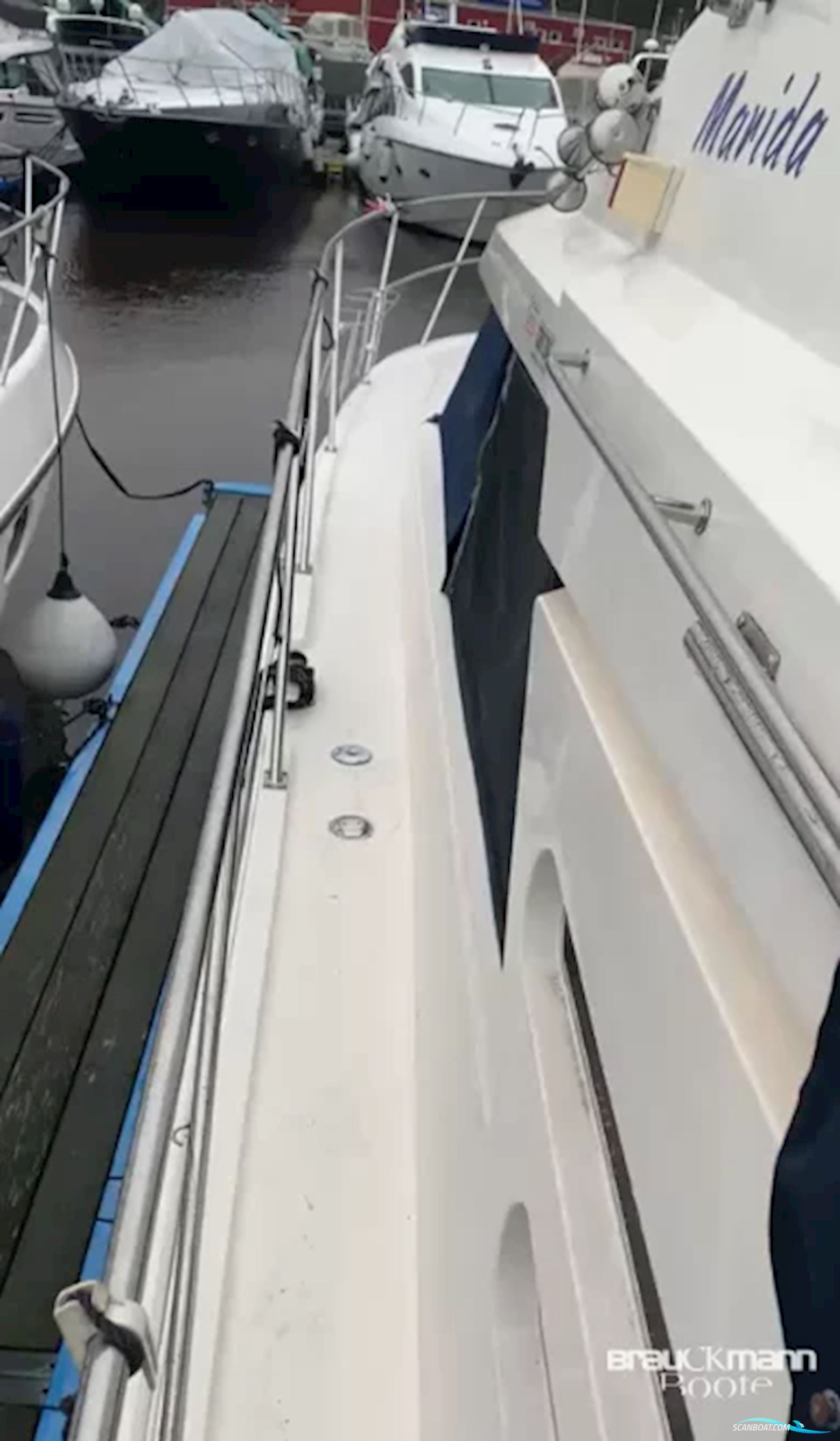 Fairline 43