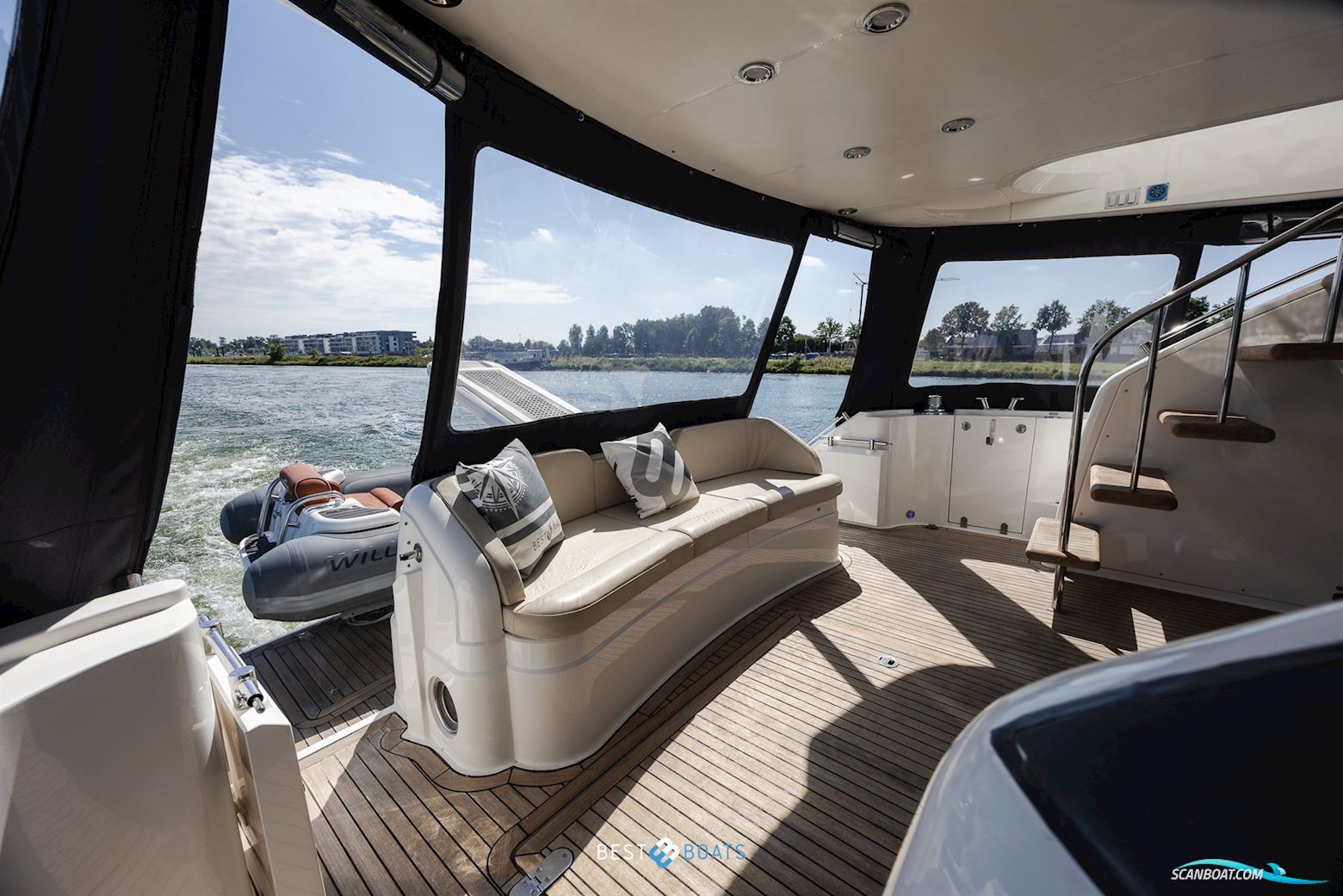 Fairline 58 Squadron