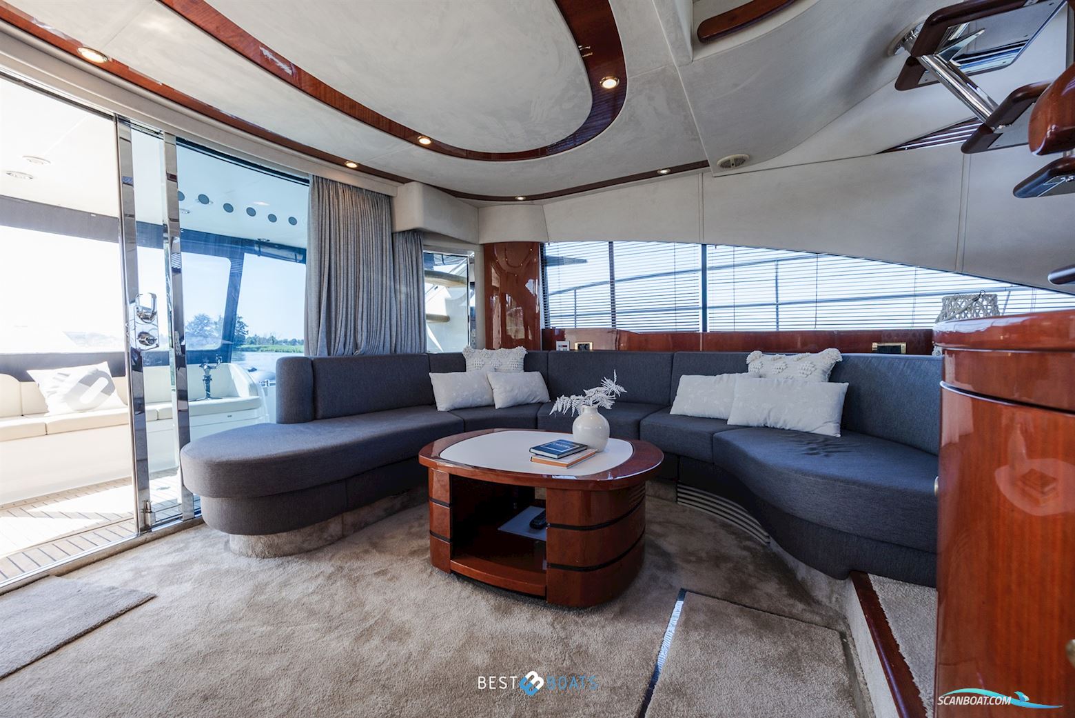 Fairline 58 Squadron