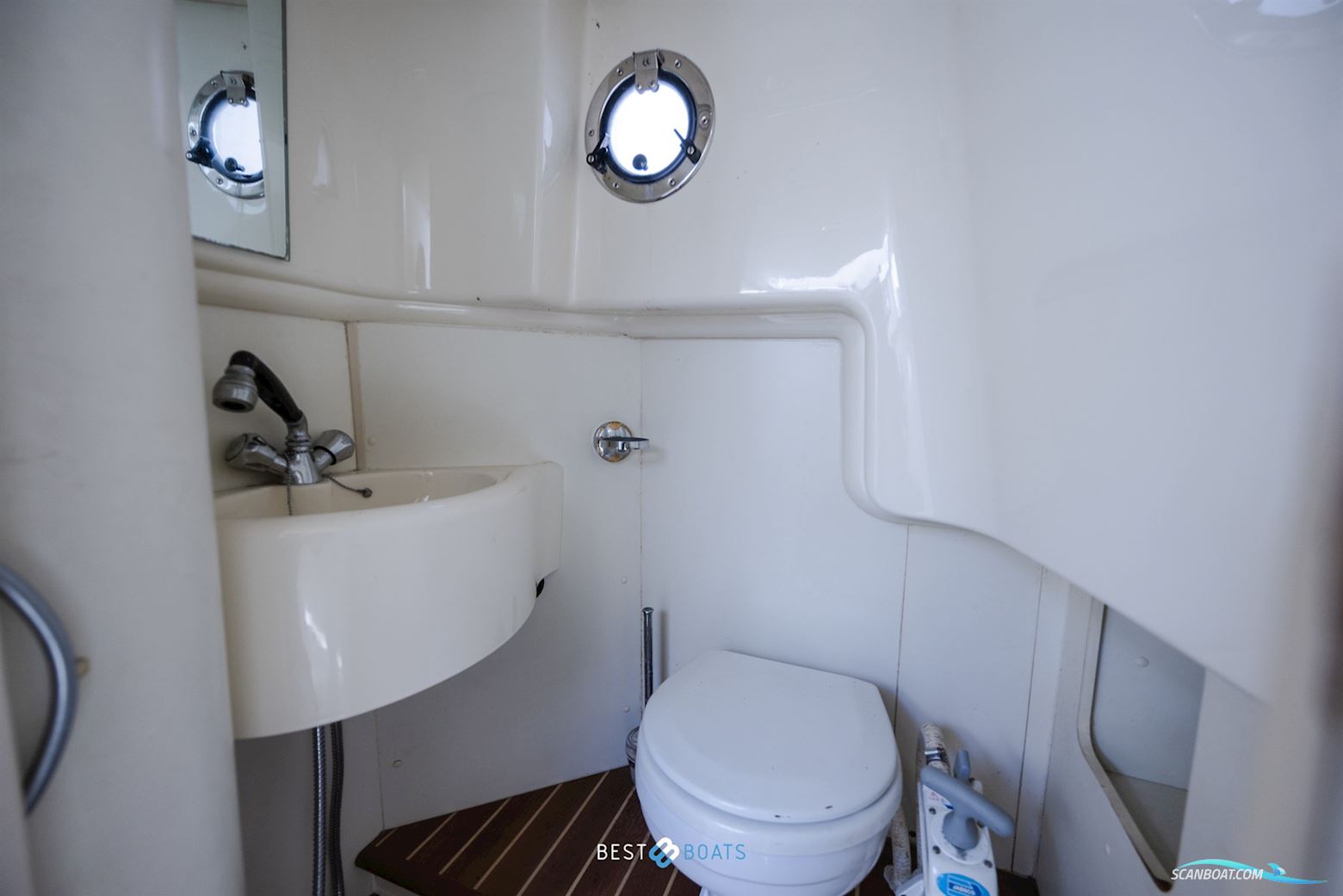 Fairline 58 Squadron
