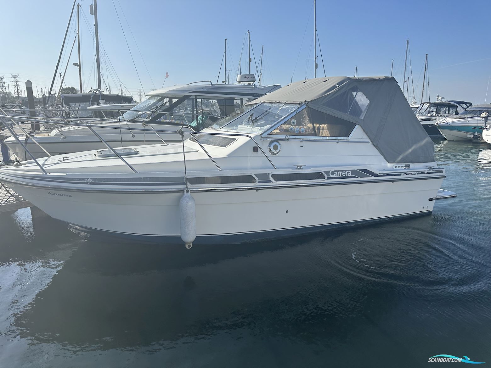 Fairline Carrera 24
