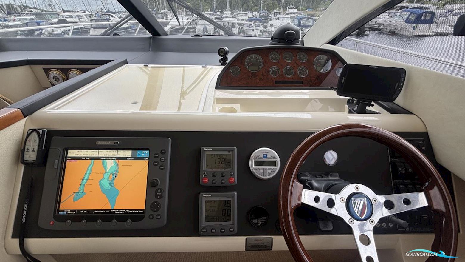 Fairline PHANTOM 40