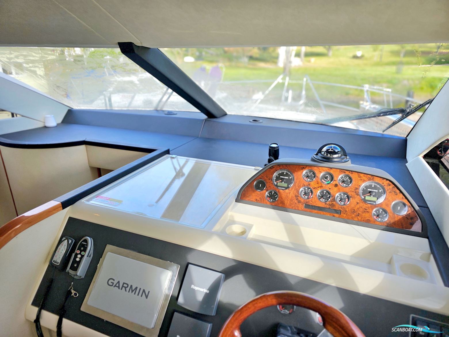 Fairline Phantom 40 Volvo Penta D6-370 EVC