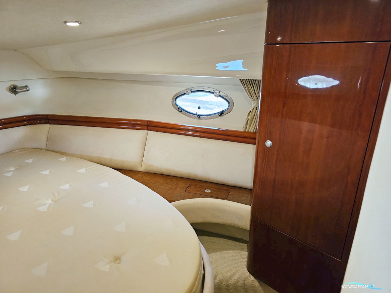 Fairline Phantom 40 Volvo Penta D6-370 EVC