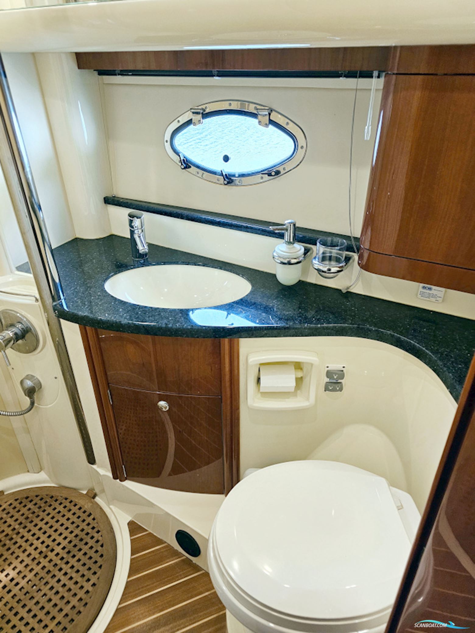 Fairline Phantom 40 Volvo Penta D6-370 EVC