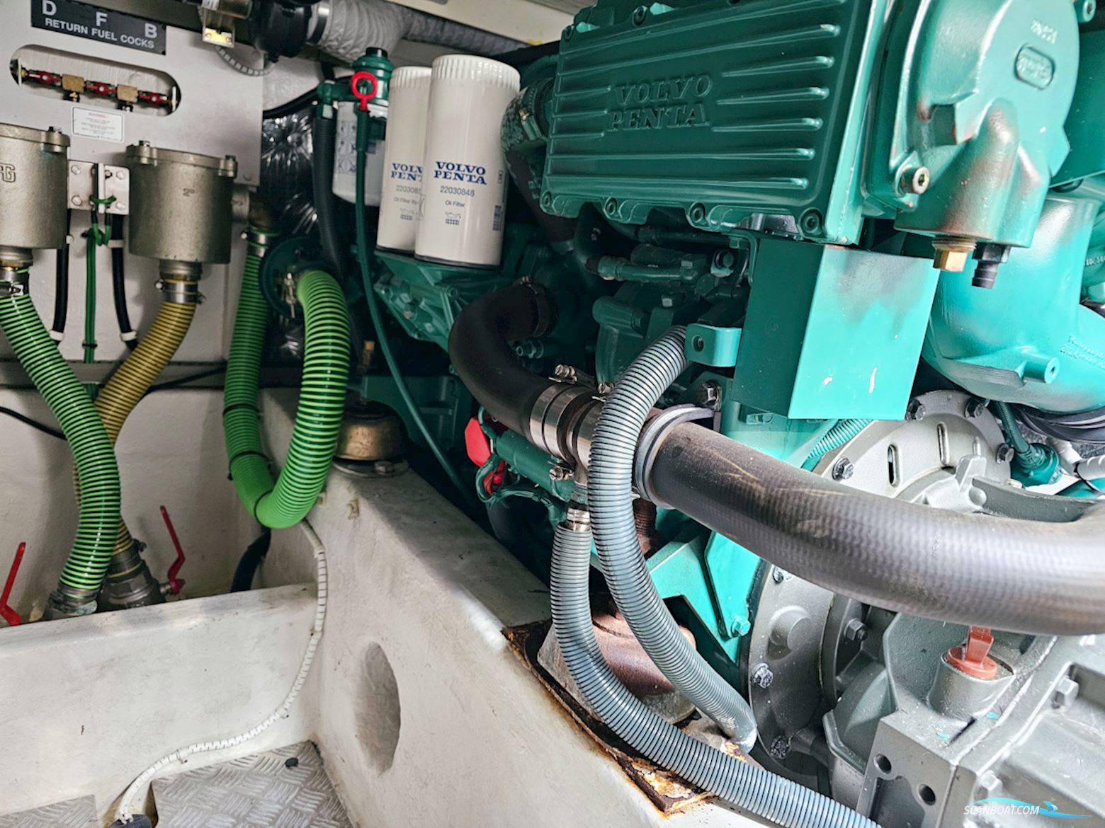 Fairline Phantom 40 Volvo Penta D6-370 EVC