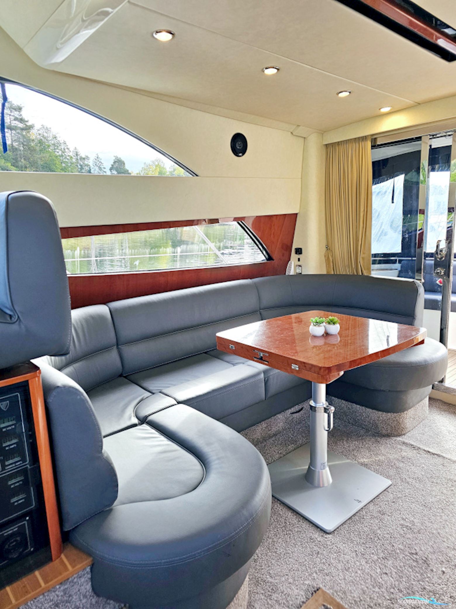 Fairline Phantom 40 Volvo Penta D6-370 EVC