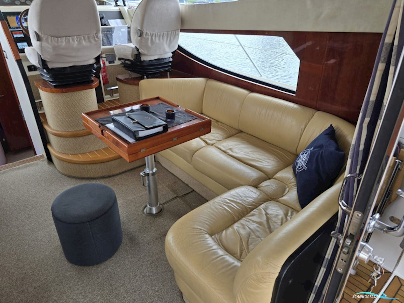 Fairline Phantom 43 Fly