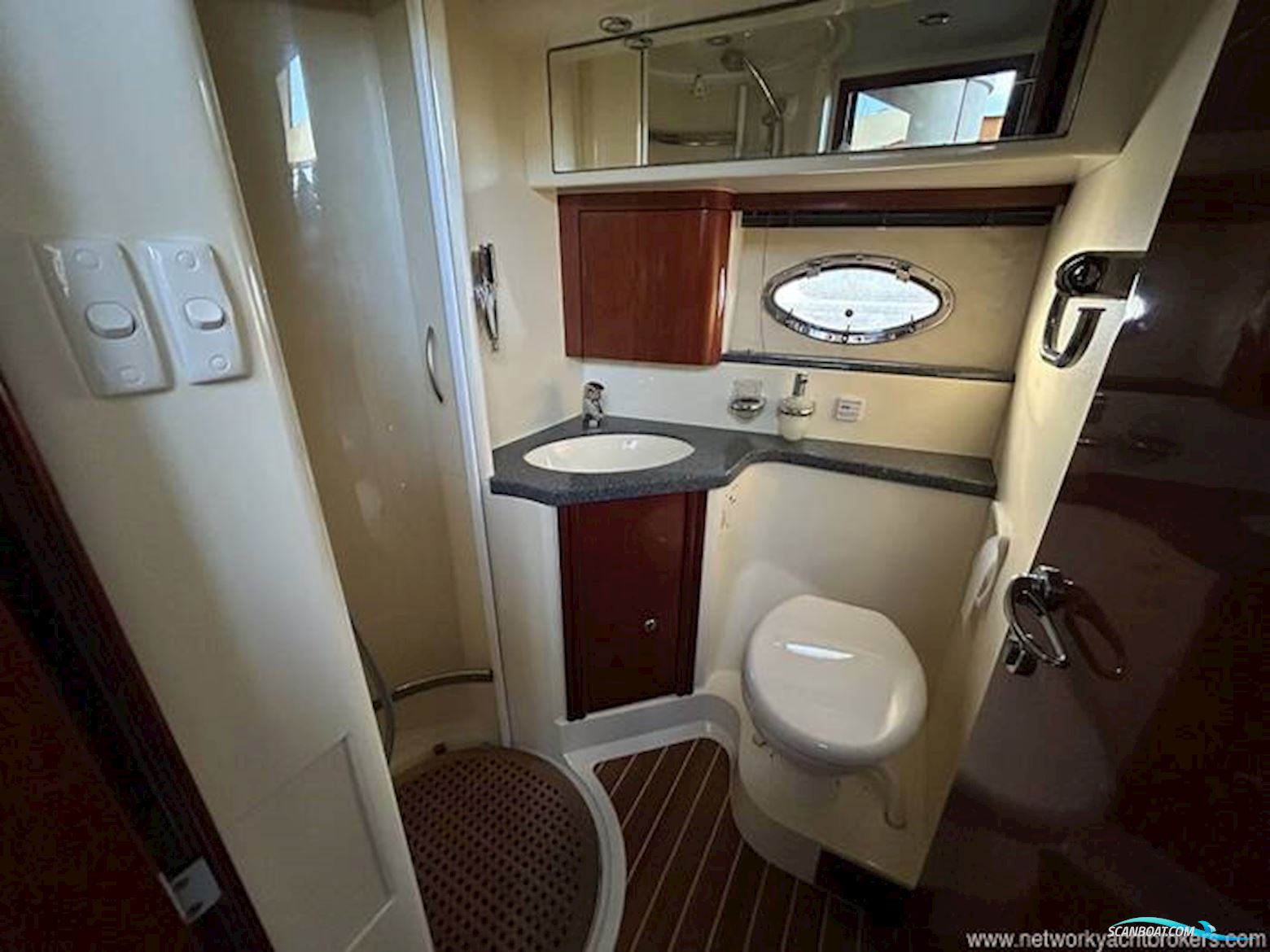 Fairline Phantom 43