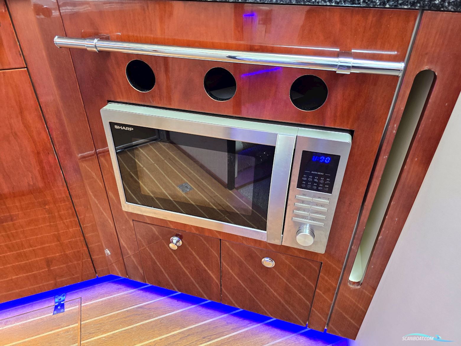 Fairline Phantom 43 Volvo Penta TAMD 74P-A