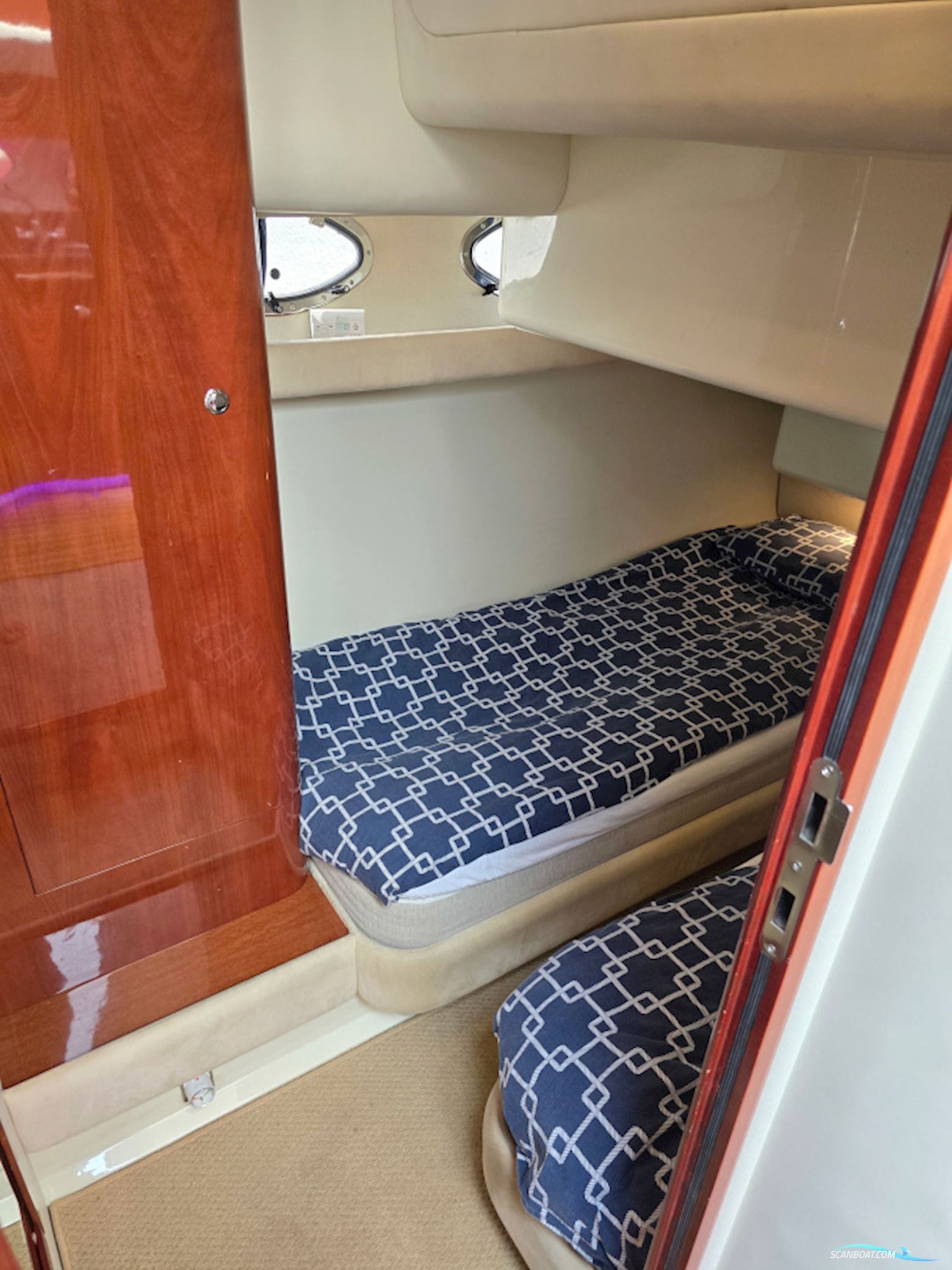 Fairline Phantom 43 Volvo Penta TAMD 74P-A