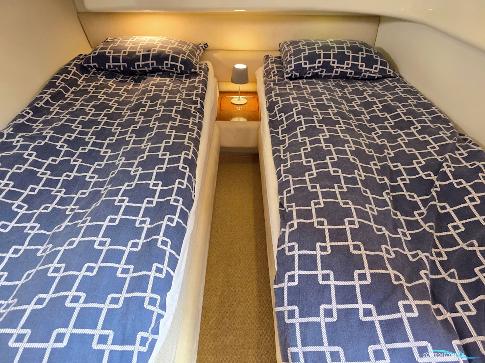 Fairline Phantom 43 Volvo Penta TAMD 74P-A