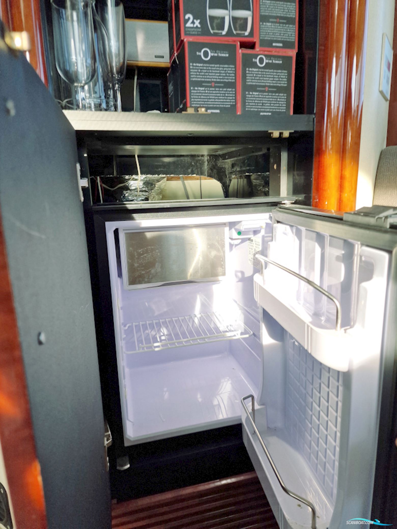 Fairline Phantom 46 Volvo Penta TAMD 74P