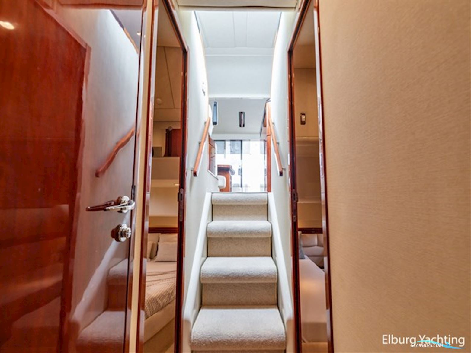 Fairline Phantom 50 - Flybridge 