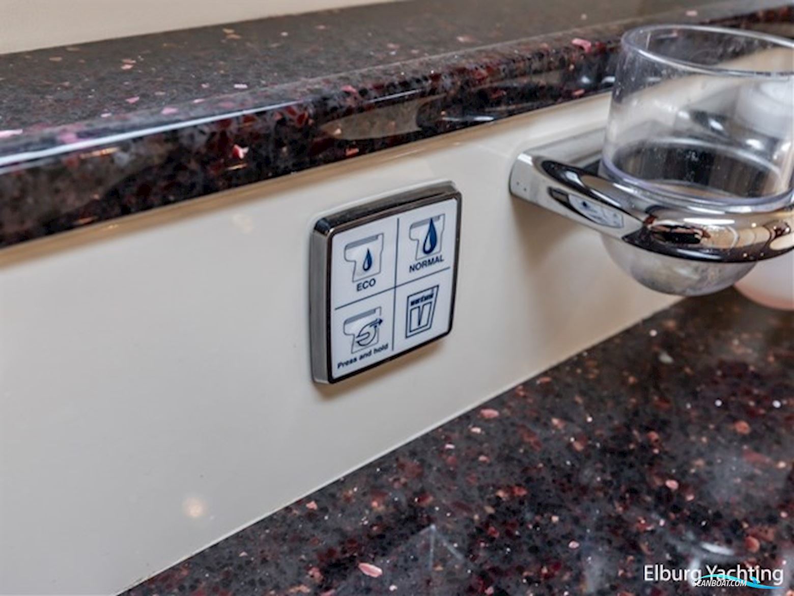 Fairline Phantom 50 - Flybridge 