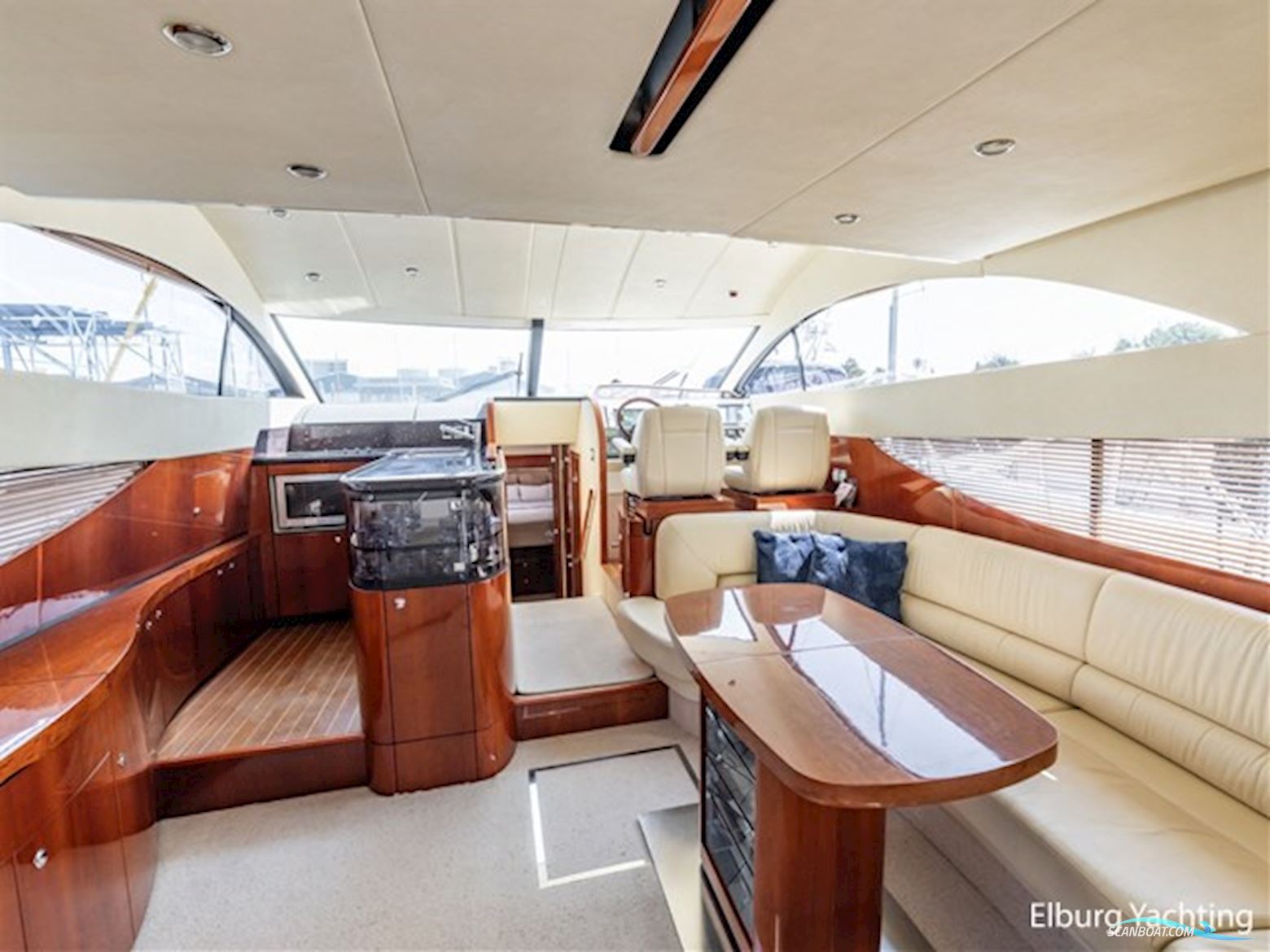 Fairline Phantom 50 - Flybridge