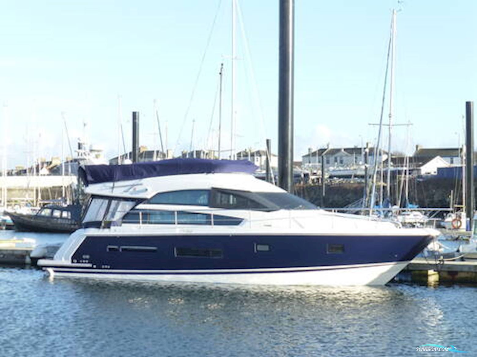 Fairline Squadron 42 Motorbåd 2012, med Volvo Penta D6 motor, England