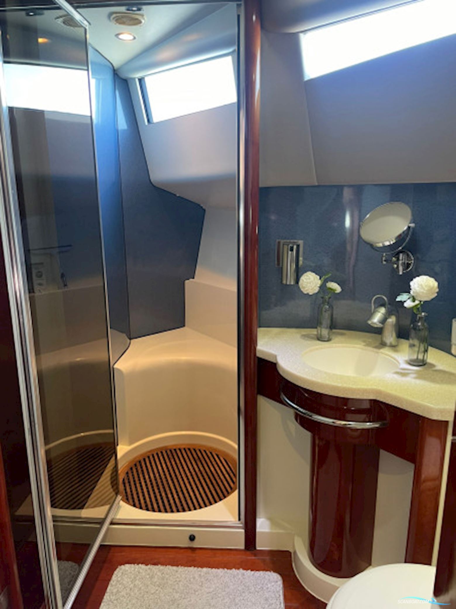 Fairline Squadron 52 Fly